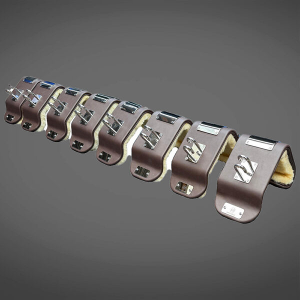 FENDER HOOKS